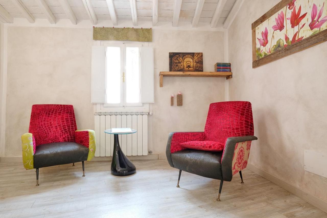 La Turandot Suite With Ac And Wifi Lucca Bagian luar foto